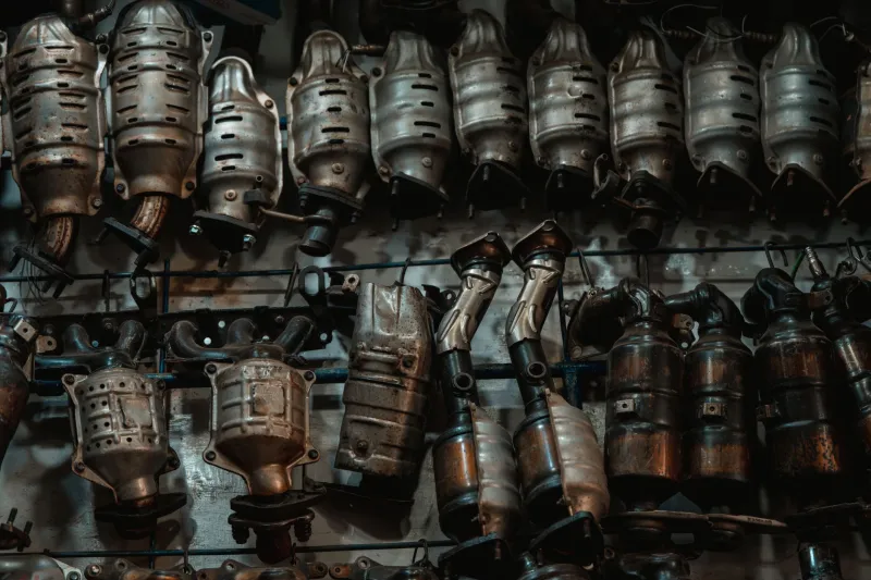 Coolant Is Full, Engine Is Overheating: The Thermostat Truth No One Explains